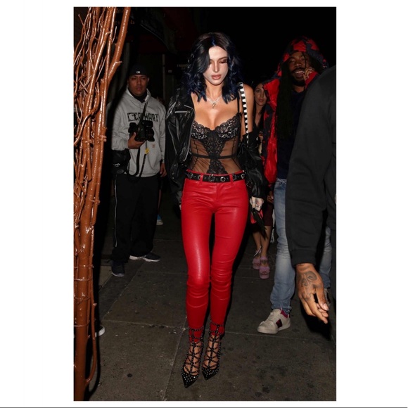 ✨NOTIFY✨Midrise Skinny Leather Pants - Picture 4 of 11